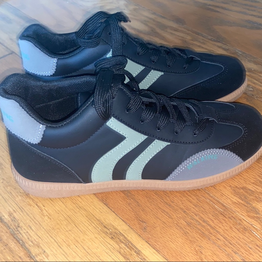 Stylish Black and Gray Shoes size 7 (new)